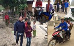 Băng rừng 'tìm' học trò Đan Lai