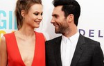 Ca sĩ Adam Levine: “Sẵn sàng làm mọi điều vì cô ấy!”