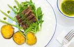 Bò áp chảo kèm rau củ nướng bổ sung dinh dưỡng cho cơ thể