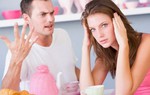 Kiệt sức vì những cơn ghen mù quáng của chồng