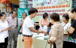 Hà Nội chăm sóc người cao tuổi sinh con một bề là gái