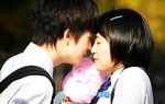 Mẹ phản ứng lạ kỳ khi đọc được tin nhắn yêu đương của con lớp 9
