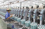 Nữ công nhân dệt may: Thu nhập chỉ bằng 88% nam giới