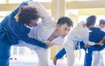 Isaac nối nghiệp Ngô Thanh Vân học võ để đóng phim mới