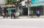 Người đàn ông vô gia cư nghi chết rét trên xe ba gác ở Thanh Hóa