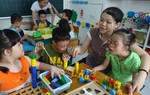 Bố mẹ mất khả năng lao động, 2 con nhỏ có được hưởng trợ cấp xã hội?