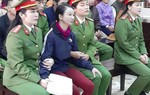 Mẹ nữ sinh giao gà tiếp tục quanh co, phủ nhận việc buôn bán ma túy