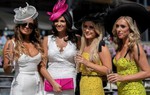Ngắm những chiếc mũ độc đáo tại lễ hội đua ngựa Royal Ascot