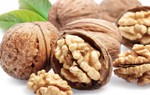 Đàn ông ăn quả óc chó giảm ung thư tuyến tiền liệt