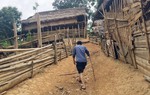 Những hộ dân 'bám trụ' hồ thủy điện Bản Vẽ: Lời giải nào cho 'bài toán tái định cư ngược'?