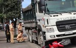 Thăm người thân dịp Giáng Sinh, cô gái bị xe ben cán tử vong