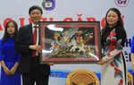 Nữ giới làm khoa học: Rào cản và đam mê