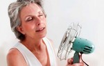 4 chiêu đặc trị cơn 'bốc hỏa' tiền mãn kinh