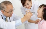 Trẻ lâu mọc răng vĩnh viễn, đi khám bác sĩ tiết lộ lý do bất ngờ