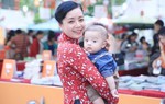 NSƯT Chiều Xuân tiết lộ chuyện lấy quần áo cũ làm tã lót cho con