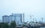 Thị trường bất động sản TPHCM 'vắng bóng' nhà cho người thu nhập thấp 