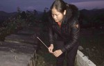 Người phụ nữ 10 năm đi chôn cất hơn 200 hài nhi xấu số
