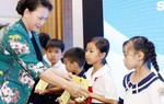 Chủ tịch Quốc hội Nguyễn Thị Kim Ngân dự khai giảng tại Đồng Tháp