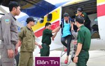 Thủy phi cơ đưa một sản phụ từ Trường Sa về đất liền