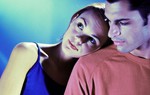 Vô tình phát hiện tập thư tình từ người yêu cũ của chồng 