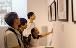 Học sinh Hà Nội tổ chức triển lãm 'Tiếng vang' về nữ quyền