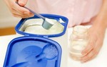 Đừng quên bỏ muối khi pha sữa bột