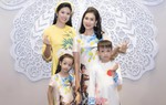 Nguyệt ‘Phía trước là bầu trời’ cùng 2 con trình diễn thời trang gây quỹ mổ tim cho trẻ em