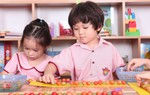 Phụ huynh Hà Nội "méo mặt" vì học phí trường chất lượng cao
