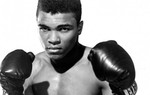 Muhammad Ali gom lửa mỗi ngày để tỏa sáng