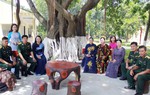 70 năm gắn bó son sắt giữa TƯ Hội LHPN Việt Nam và Tiểu đoàn Bình Ca