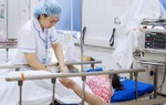 Trong lúc mổ sinh, bác sĩ phát hiện sản phụ có túi thừa Meckel hiếm gặp