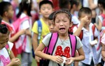 Sợ đi học, trẻ lớp 1 nằng nặc đòi ở nhà