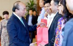 Thủ tướng gặp mặt các nhà giáo, cán bộ quản lý giáo dục tiêu biểu 