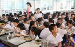 Trường quốc tế ở TPHCM: Cha mẹ muốn vào kiểm tra bữa ăn bán trú của con