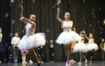 130 em nhỏ sẵn sàng cho show vũ kịch ‘Người đẹp ngủ trong rừng’