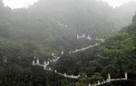 Đến thăm 'Vạn lý trường thành Việt Nam'