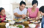 Bữa cơm nhà với cảm hứng từ yêu thương