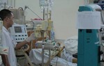  Hôn mê, suy gan do uống paracetamol hạ sốt