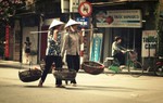 Phụ nữ di cư sống thiếu 'an sinh'