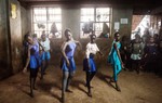 Giấc mơ ballet từ khu ổ chuột của những bé gái chân trần