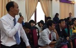 Giáo viên xã đảo mong có sữa và bánh mì cho học trò