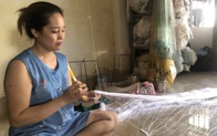 Già trẻ cùng giữ nghề đan lưới độc đáo ở Thủ đô