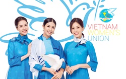 Hoa hậu Ngọc Hân cùng các Á hậu diện áo dài thể hiện tinh thần thời đại của Hội LHPN Việt Nam