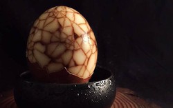 Thả chè khô vào nồi trứng luộc không ngờ được món tuyệt ngon