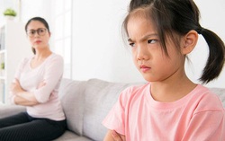 Mẹ đừng suốt ngày tìm cách điều khiển con