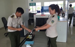 Liên tiếp hành khách đi máy bay bị mất trộm điện thoại, đồng hồ
