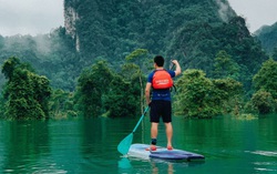 Độc đáo: Tour du lịch vùng lụt và thăm bộ lạc bí hiểm nhất thế giới