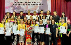 80 học viên nữ người dân tộc thiểu số nhận chứng chỉ nghề làm tóc