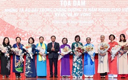 Những tà áo dài trong chặng đường 75 năm Ngoại giao Việt Nam