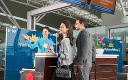 Cấm bay 1 năm với hai hành khách dùng giấy tờ giả lên máy bay